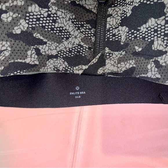 COPY - New Lululemon Enlite Bra Zip Front- size 34B- Collage Camo Mini Black Mu… - Picture 6 of 10